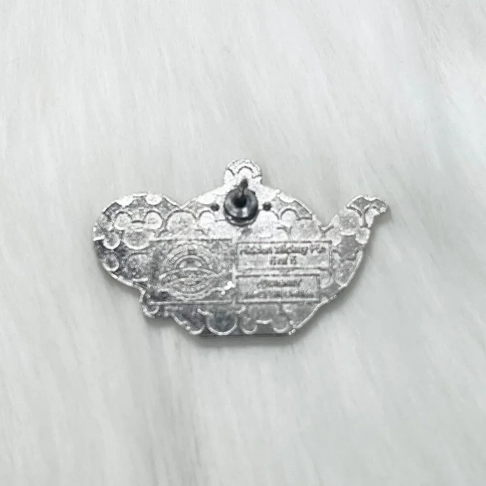 🔮‎ 5/$25 Disney Mickey Mouse Teapot Chaser Pin